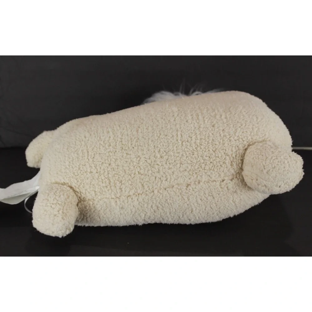 Alpaca Accent Throw Pillow 14 x 18 Décorative Fuzzy Soft Urban Outfitters